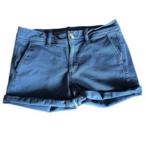 American Eagle Outfitters Low Rise Midi Super Stretch Khaki Shorts Size 6